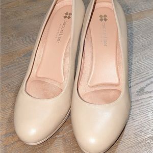 Naturalizer shoes size 10